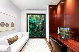 3065 Fort Charles Dr, Naples, FL 34102 - Photo 15