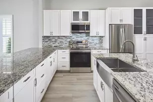 1770 Marsh Run, Naples, FL 34109 - Photo 5