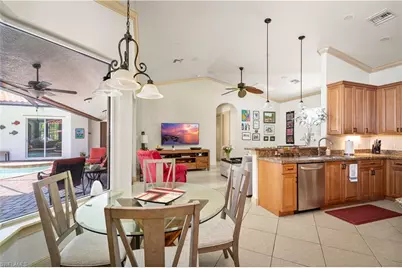 4000 Stonesthrow Ct, Naples, FL 34109 - Photo 17