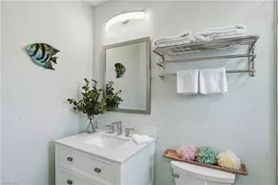 560 109th Ave N, Naples, FL 34108 - Photo 17