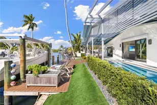 1820 Holiday Ln, Naples, FL 34104 - Photo 39