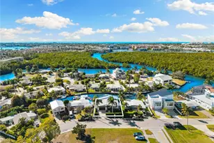 1820 Holiday Ln, Naples, FL 34104 - Photo 49