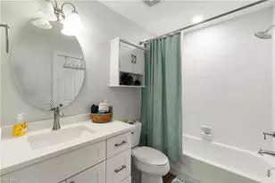 784 Wiggins Bay Dr, Naples, FL 34110 - Photo 21