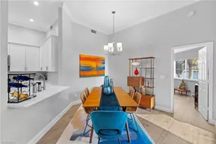 2571 Citrus Lake Dr, Naples, FL 34109 - Photo 9