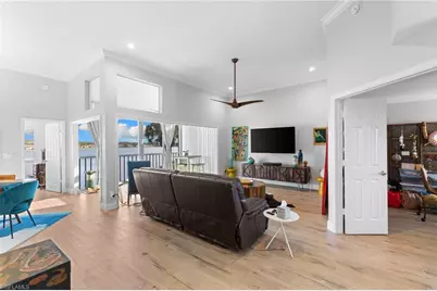 2571 Citrus Lake Dr #201B, Naples, FL 34109 - Photo 5