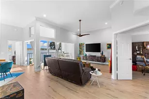 2571 Citrus Lake Dr, Naples, FL 34109 - Photo 5