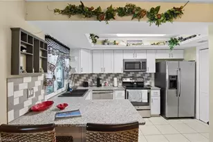 913 Mohawk Pkwy, Cape Coral, FL 33914 - Photo 23