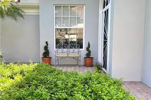 5477 Freeport Ln, Naples, FL 34119 - Photo 3