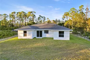 732 Asher St E, Lehigh Acres, FL 33974 - Photo 3