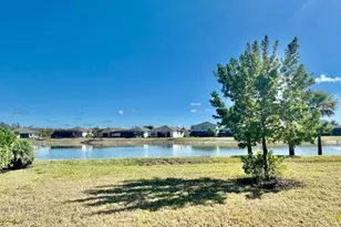 28021 Sanibel Sands St, Bonita Springs, FL 34135 - Photo 19