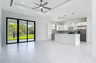 2707 36th Ave SE, Naples, FL 34117 - Photo 7