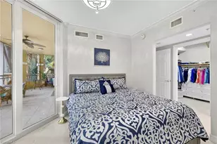 2748 Tiburon Blvd E, Naples, FL 34109 - Photo 13