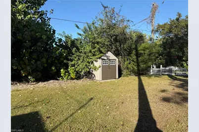 2855 Van Buren Ave, Naples, FL 34112 - Photo 15