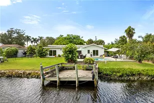 2271 Harbor Rd, Naples, FL 34104 - Photo 13