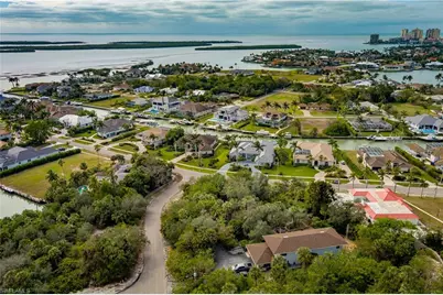 889 Scott Dr, Marco Island, FL 34145 - Photo 15