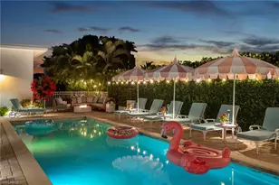 10042 Vanderbilt Dr, Naples, FL 34108 - Photo 31