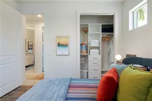 10042 Vanderbilt Dr, Naples, FL 34108 - Photo 13