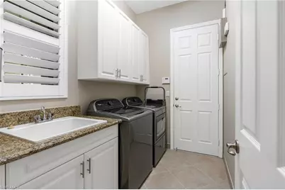 13628 Mandarin Cir, Naples, FL 34109 - Photo 31