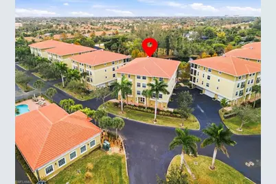 10041 Lake Cove Dr #202, Fort Myers, FL 33908 - Photo 1