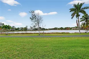 2827 Aintree Ln, Naples, FL 34112 - Photo 3