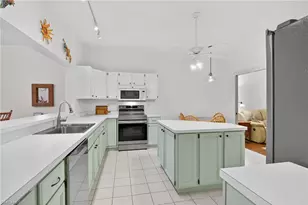 2827 Aintree Ln, Naples, FL 34112 - Photo 5