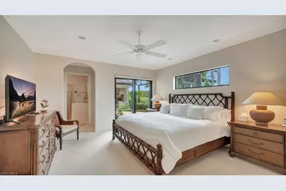 11238 Five Oaks Ln, Naples, FL 34120 - Photo 5