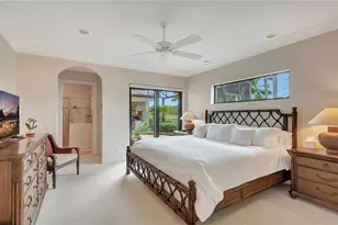 11238 5 Oaks Ln, Naples, FL 34120 - Photo 5