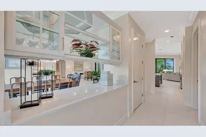 11238 Five Oaks Ln, Naples, FL 34120 - Photo 3