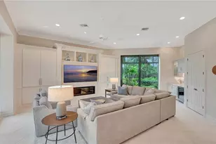 11238 5 Oaks Ln, Naples, FL 34120 - Photo 21