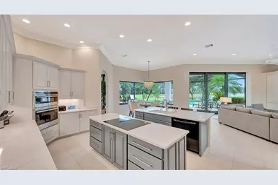 11238 Five Oaks Ln, Naples, FL 34120 - Photo 15