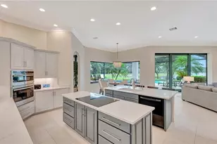 11238 5 Oaks Ln, Naples, FL 34120 - Photo 15