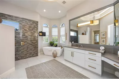 5851 Bromelia Ct, Naples, FL 34119 - Photo 17