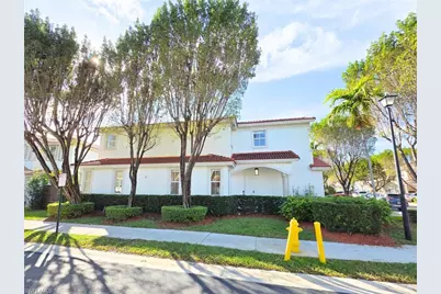 10820 NW 85th Ter, Miami, FL 33178 - Photo 3