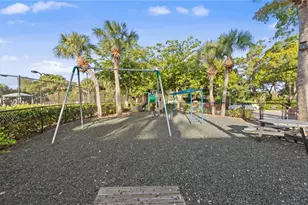 1285 Sweetwater Cove, Naples, FL 34110 - Photo 29