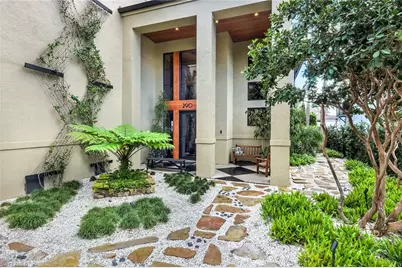 290 Channel Dr, Naples, FL 34108 - Photo 13