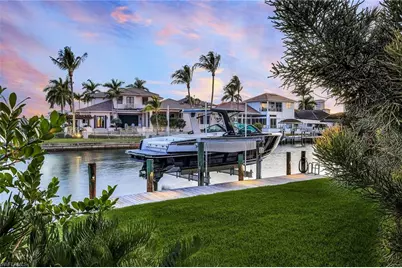 290 Channel Dr, Naples, FL 34108 - Photo 43