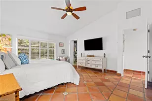 2419 Pinewoods Cir, Naples, FL 34105 - Photo 21