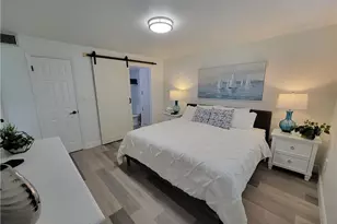 200 Forest Lakes Blvd, Naples, FL 34105 - Photo 9