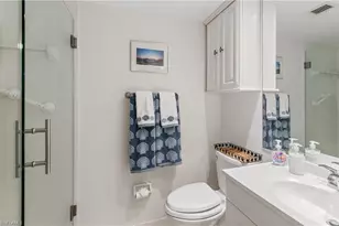 29 High Point Cir E, Naples, FL 34103 - Photo 21