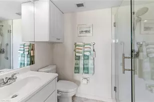 29 High Point Cir E, Naples, FL 34103 - Photo 17