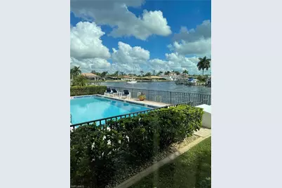 4001 SE 19th Pl #2, Cape Coral, FL 33904 - Photo 7