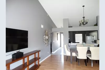 3250 Cypress Glen Way #422, Naples, FL 34109 - Photo 9