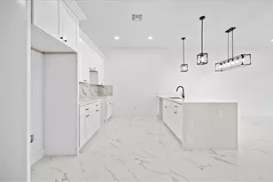 913/915 NE 15th Ln, Cape Coral, FL 33909 - Photo 29