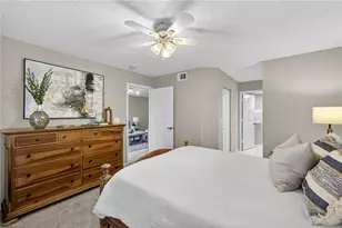 895 New Waterford Dr, Naples, FL 34104 - Photo 19