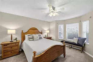 895 New Waterford Dr, Naples, FL 34104 - Photo 17