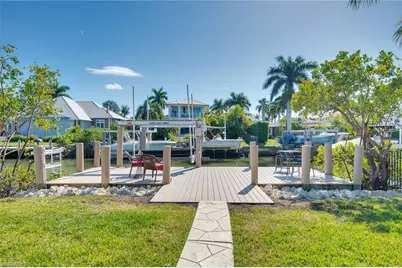 1410 Curlew Ave, Naples, FL 34102 - Photo 35