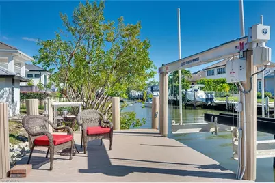 1410 Curlew Ave, Naples, FL 34102 - Photo 37