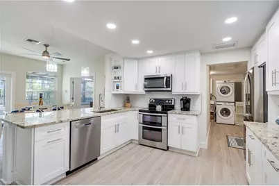 1410 Curlew Ave, Naples, FL 34102 - Photo 11