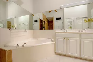 8310 Big Acorn Cir, Naples, FL 34119 - Photo 23