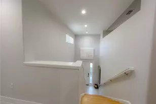 8310 Big Acorn Cir, Naples, FL 34119 - Photo 27